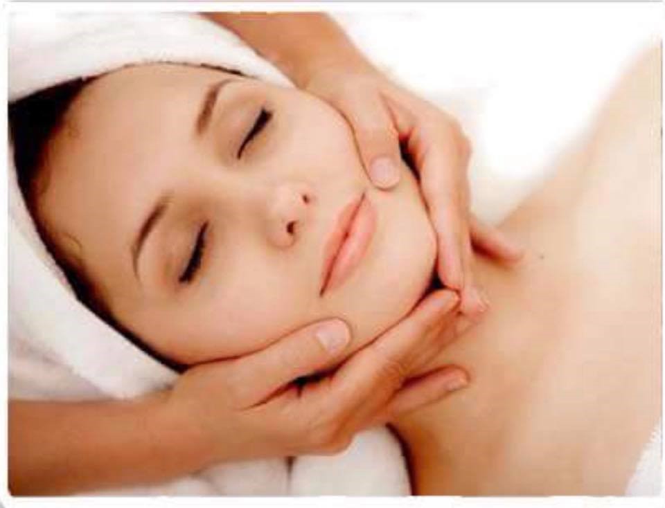 Woman receiving a facial at Portlaoise Holistic Centre